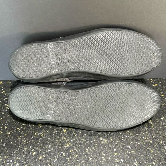 Fred Perry Black/Gray Canvas Retro Sneakers. Size 12. - Picture 10 of 10